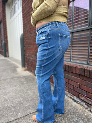 Curvy Vervet Denim | The Miranda Jeans