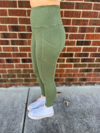 Check Me Out Leggings | Olive