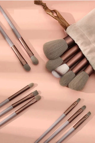 Makeup Brush Set in Several Colors