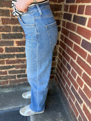 Vervet Kate Barrel Jeans