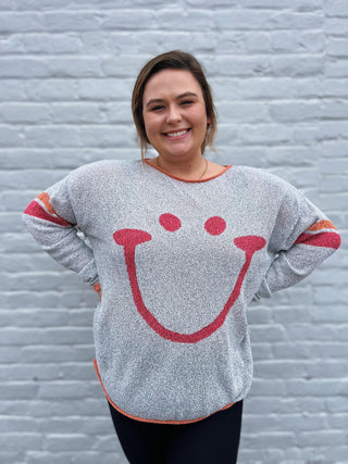 Curvy Rays of Happiness Pullover | Grey