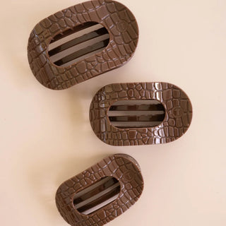 Teleties Medium Flat Round Hair Clip | Brown Crocodile