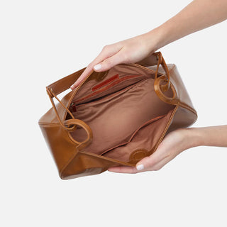 HOBO Arla Shoulder Bag | Truffle